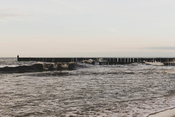 Waves in Ustronie Morskie © RegnumInvictum