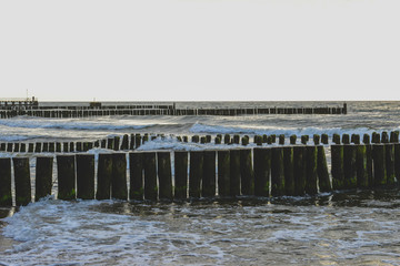 Waves in Ustronie Morskie © RegnumInvictum