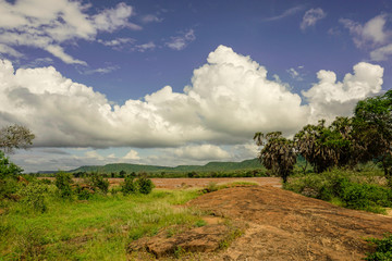 Landschaftsbilder aus dem Nationalpark Tsavo Ost Tsavo West und Amboseli