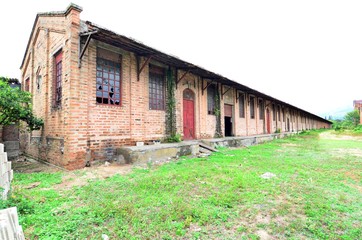 Obraz premium Workshops and old warehouses of the Antioquia railway
