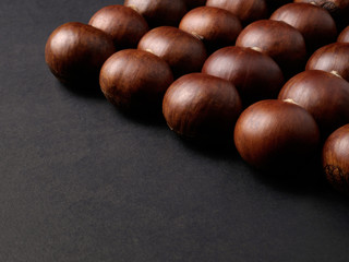 Obraz premium Chestnuts are grown as economic crops for selling seeds