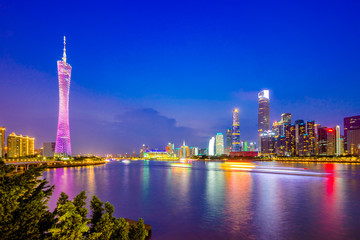 Obraz premium night view in city of Guangzhou China