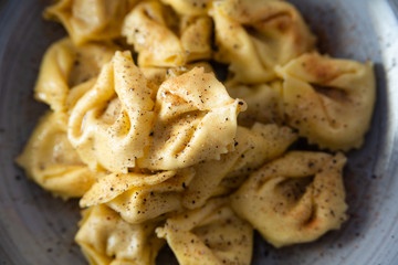 Piatto di tortelli ai funghi, Cucina Italiana