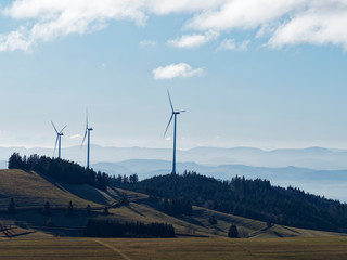 Von oben auf rohrenkopf panoramaweg in Gersbach im Berg. Schweizer Jura und Alpen mit weitere...