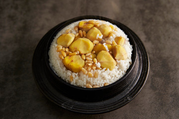 Chestnut and pine nut rice 