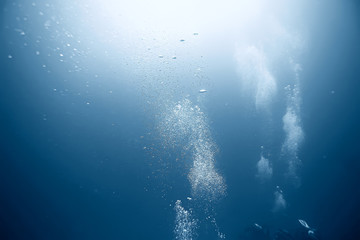 diving background bubbles underwater