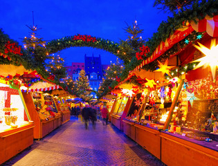Leipzig Weihnachtsmarkt am Abend - Leipzig Christmas market in the evening