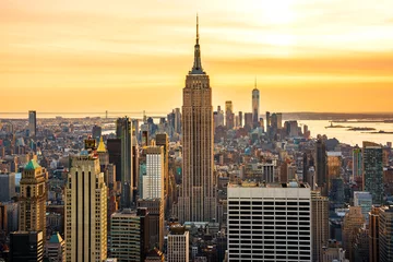 Fototapeten Architektur von New York City mit Skyline von Manhattan in der Abenddämmerung, NY, USA. Sicht von oben. © elephotos
