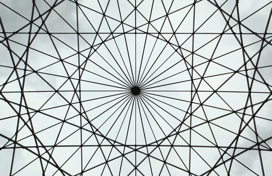 The triangular lattice structure of this skylight forms a symmetrical pattern that can be used for backgrounds. - Powered by Adobe