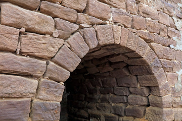 Cave Arch Coupon Arch Structure