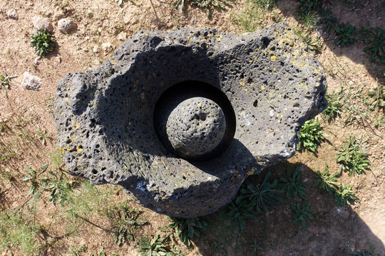 antike Ausgrabungsst&auml;tte der Ayios Trias Basilika