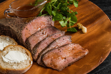 ローストビーフ　Freshly made roast beef