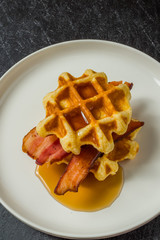 ワッフル Waffles of Dutch, French and Belgian foods