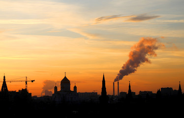 Fototapeta premium Beautiful photo of the sky sunset in the Moscow Kremlin