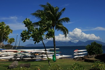 Ile de Moorea vue du ort de Papeete