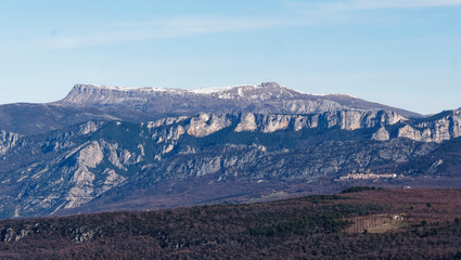 Fototapeta na wymiar View on snowy mountains of Verdon, grand Mourre and Mourre de Chanier, Portail de Blieux from Lac de Sainte-Croix