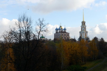  View of the Ryazan Kremlin on an autumn day. Assumption Cathedral with bell tower