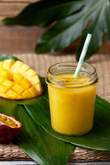 smoothie mango passion fruit
