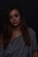 Femme triste et battue stop