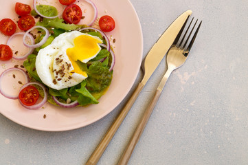poached egg on healthy bread with avocado.