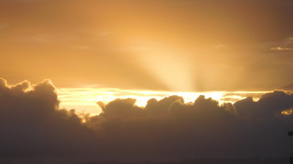 Strand bei Plettenberg Bay in Südafrika an er Garden route in der Abenddämmerung