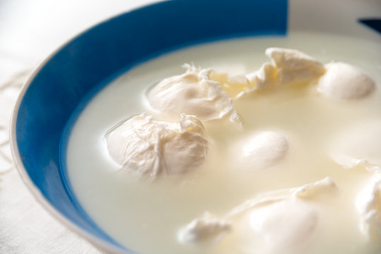 Mozzarelle di bufale fresche, Cucina Italiana
