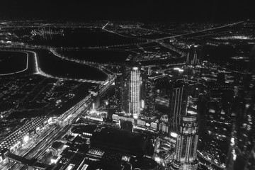 Vista de noche de la ciudad de Dubai 