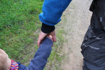 MARCHER avec un enfant