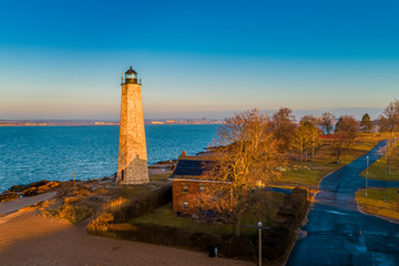 5 Mile Lighthouse New Haven at Sunrise - obrazy, fototapety, plakaty