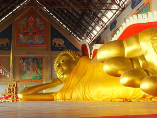 statue of buddha in thailand