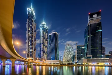 Rolgordijnen Nachthorizon van Dubai, Verenigde Arabische Emiraten © Mapics