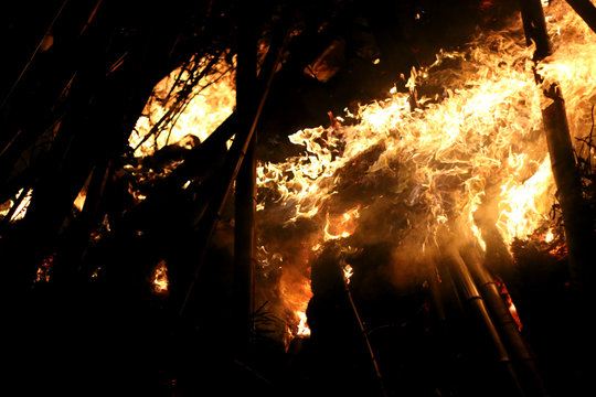 どんどん焼き のストック写真 ロイヤリティフリーの画像 ベクター イラスト Adobe Stock