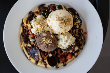 Chocolate and vanilla ice cream in Coffee shop