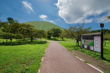 さくらの里と大室山