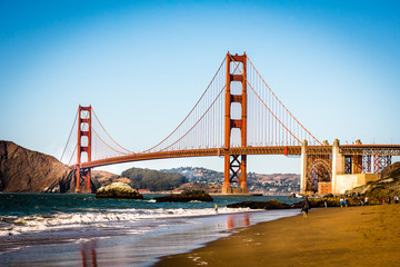 Fototapeta na wymiar Golden Gate Bridge am Baker Beach San Francisco