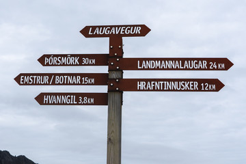 Distance sign on Laugavegur trek August 2018