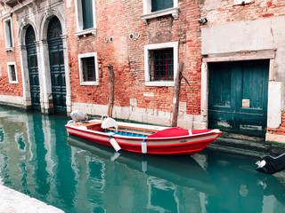 Fototapeta na wymiar boats on canal in Venice. no people
