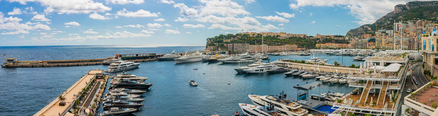 Fototapeta na wymiar Port in Monte-Carlo, district of Monaco