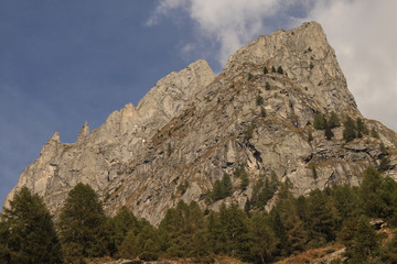 Imposanter Granitfels am Monte Sione (Bernina-Alpen)
