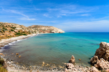 Fototapeta na wymiar beautiful seascape in cyprus aphrodite rock