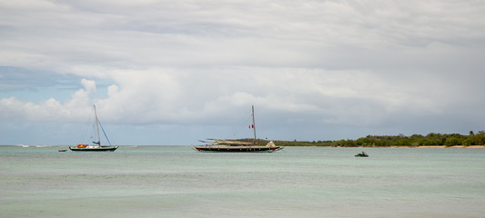 Obraz premium Panorama plage du Souffleur Port Louis Terre de Haut Guadeloupe France