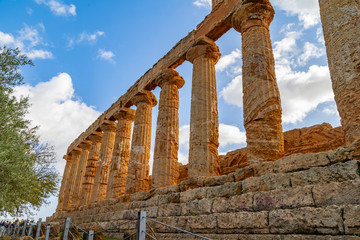 Fototapeta na wymiar Temple of Juno (Tempio di Giunone) Hera. Valle dei Templi (Valley of the Temples). Agrigento Sicily Italy.