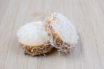  small alfajores with arequipe and coconut
