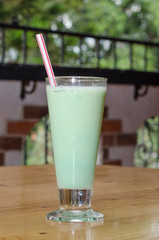 green vegetable juice and ice