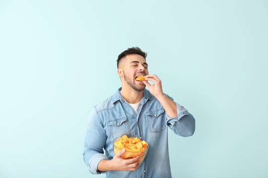 2,557 BEST Guy Eating Chips IMAGES, STOCK PHOTOS & VECTORS | Adobe Stock