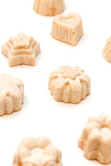 Raw handmade sweets. Healthy low-calorie sweets for vegetarians.