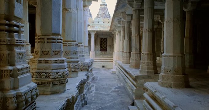 Columns of beautiful Ranakpur Jain temple or Chaturmukha Dharana Vihara mandir in Ranakpur, Rajasthan. India