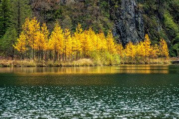 The beautiful autumn scenery of bipeng ditch