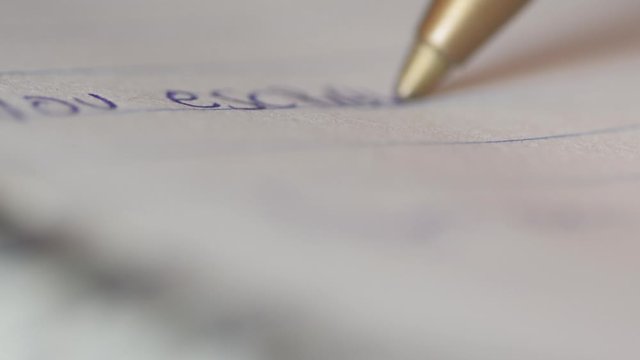 Writing with a pen macro 4k
