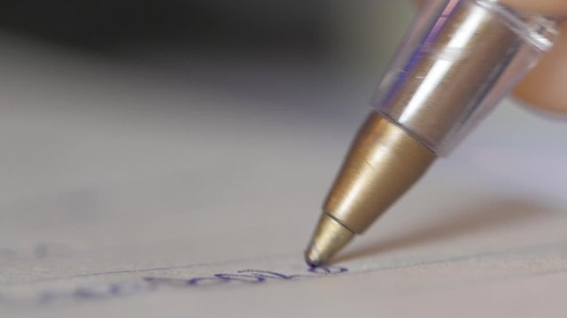 Writing with a pen macro 4k